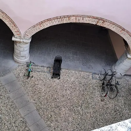 Casa Duomo, Of