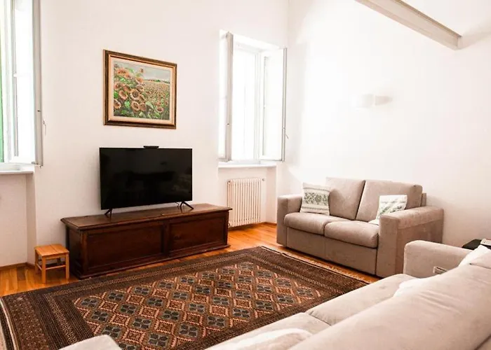 Cathedral Home, Of Apartament
