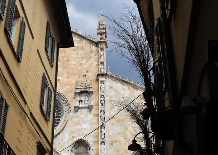 Apartament Cathedral Home, Of